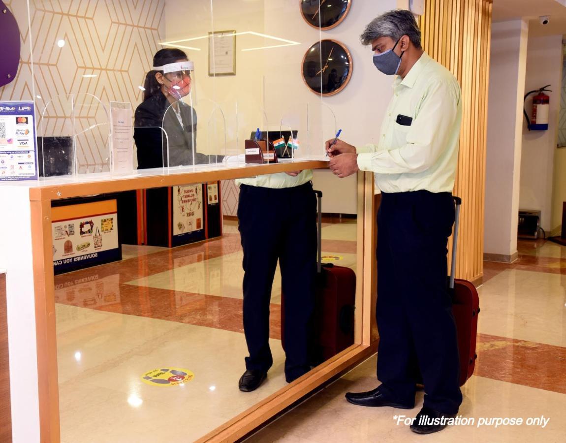 Oyo 16733 Hotel Sunshine Indore Exterior photo